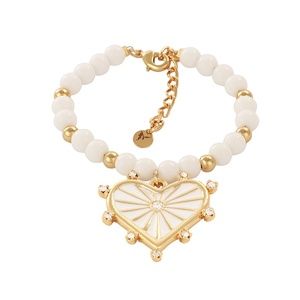 Colibra bracelet made of agates and gold balls with a hand-painted heart